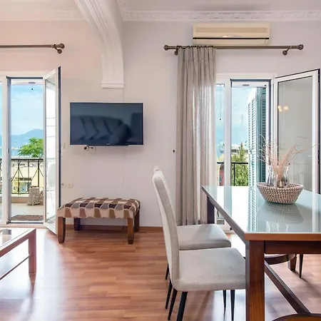 Dorathea Boutique Apt *